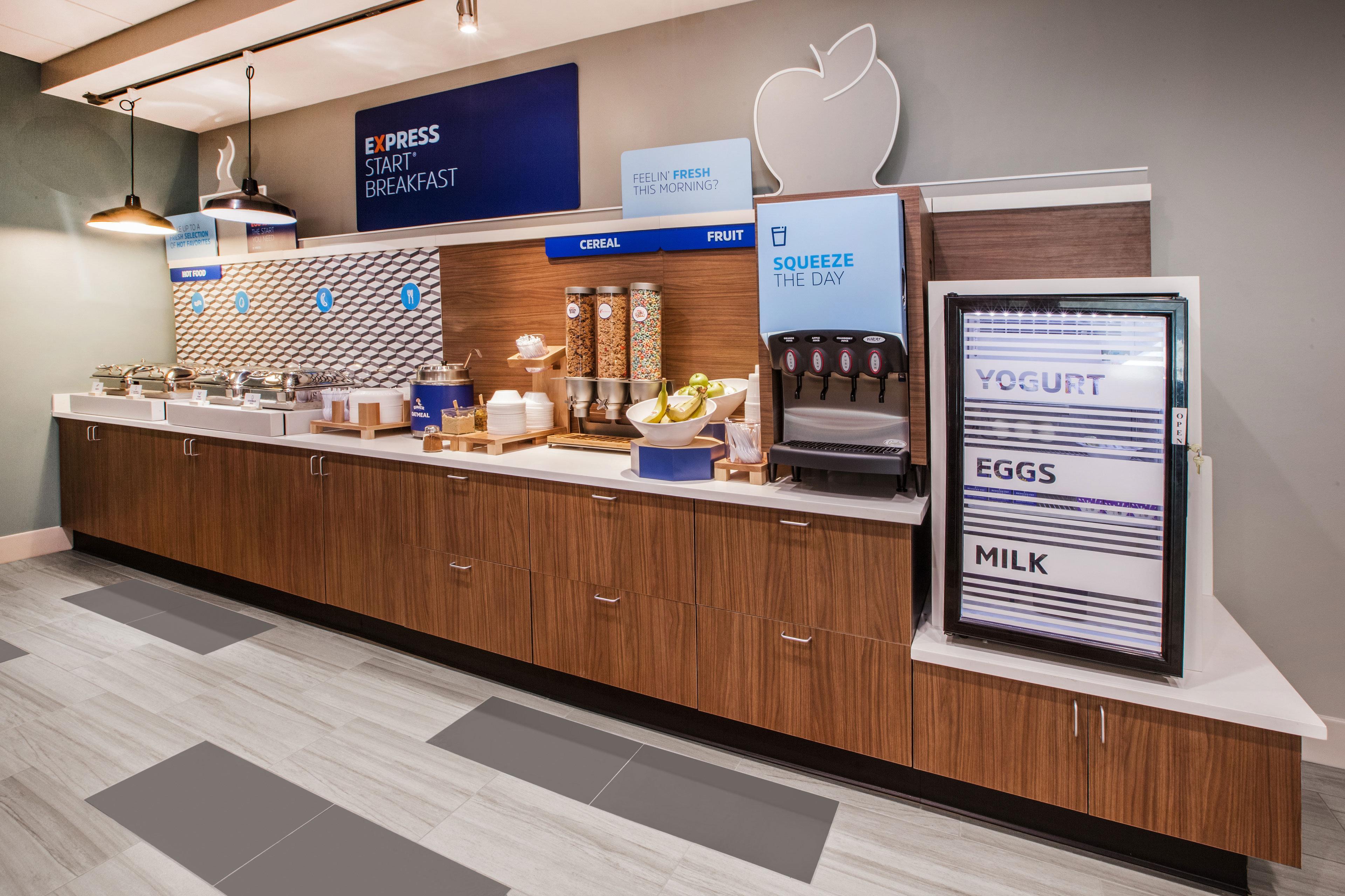 Holiday Inn Express & Suites Watsonville By Ihg Eksteriør billede