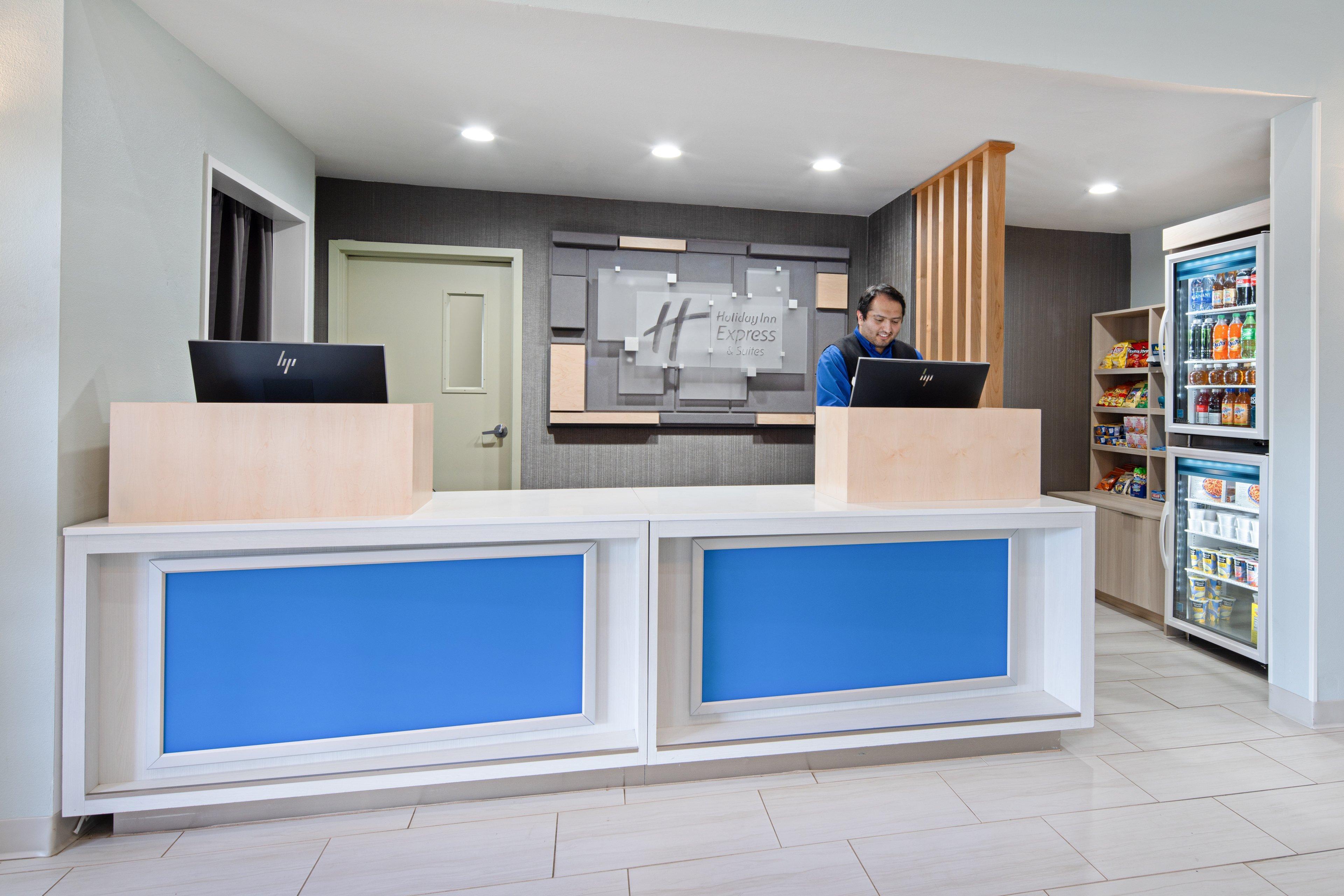 Holiday Inn Express & Suites Watsonville By Ihg Eksteriør billede