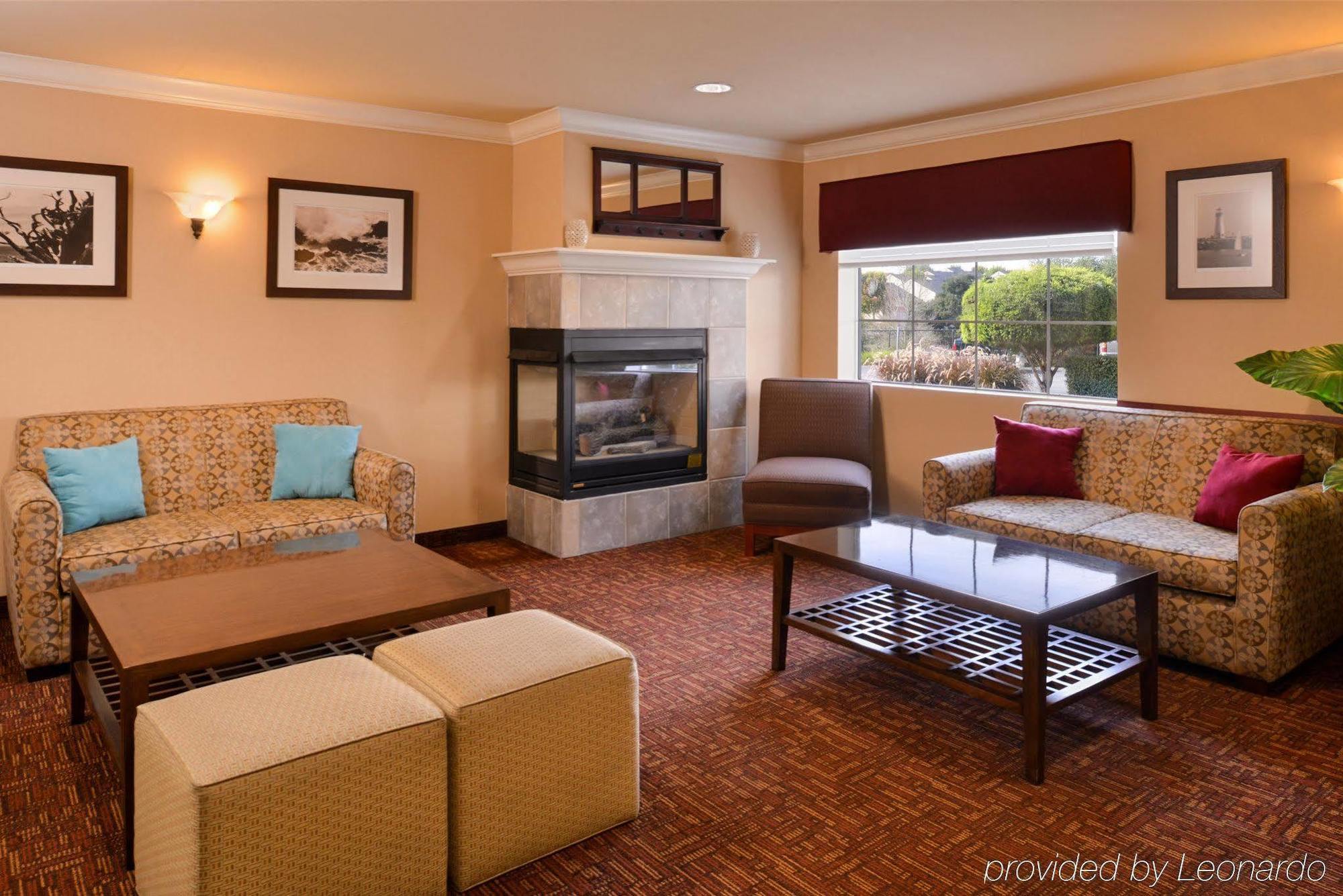 Holiday Inn Express & Suites Watsonville By Ihg Eksteriør billede