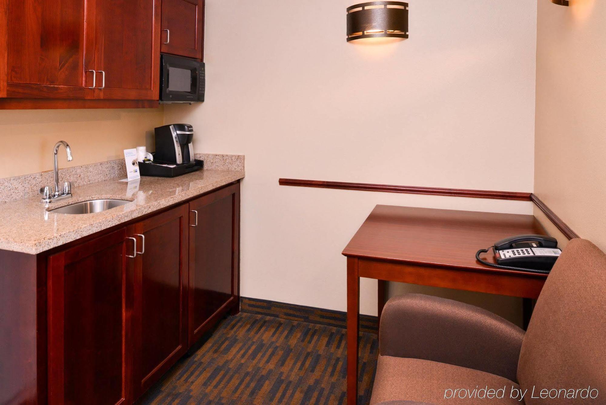 Holiday Inn Express & Suites Watsonville By Ihg Eksteriør billede
