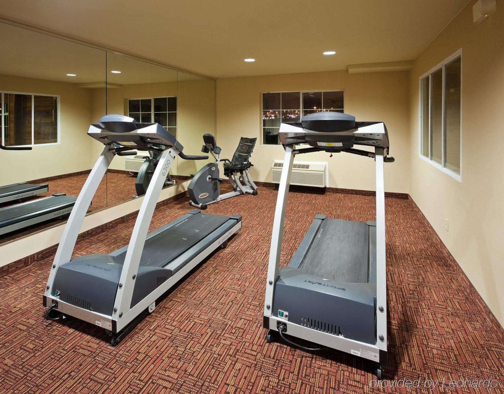 Holiday Inn Express & Suites Watsonville By Ihg Eksteriør billede