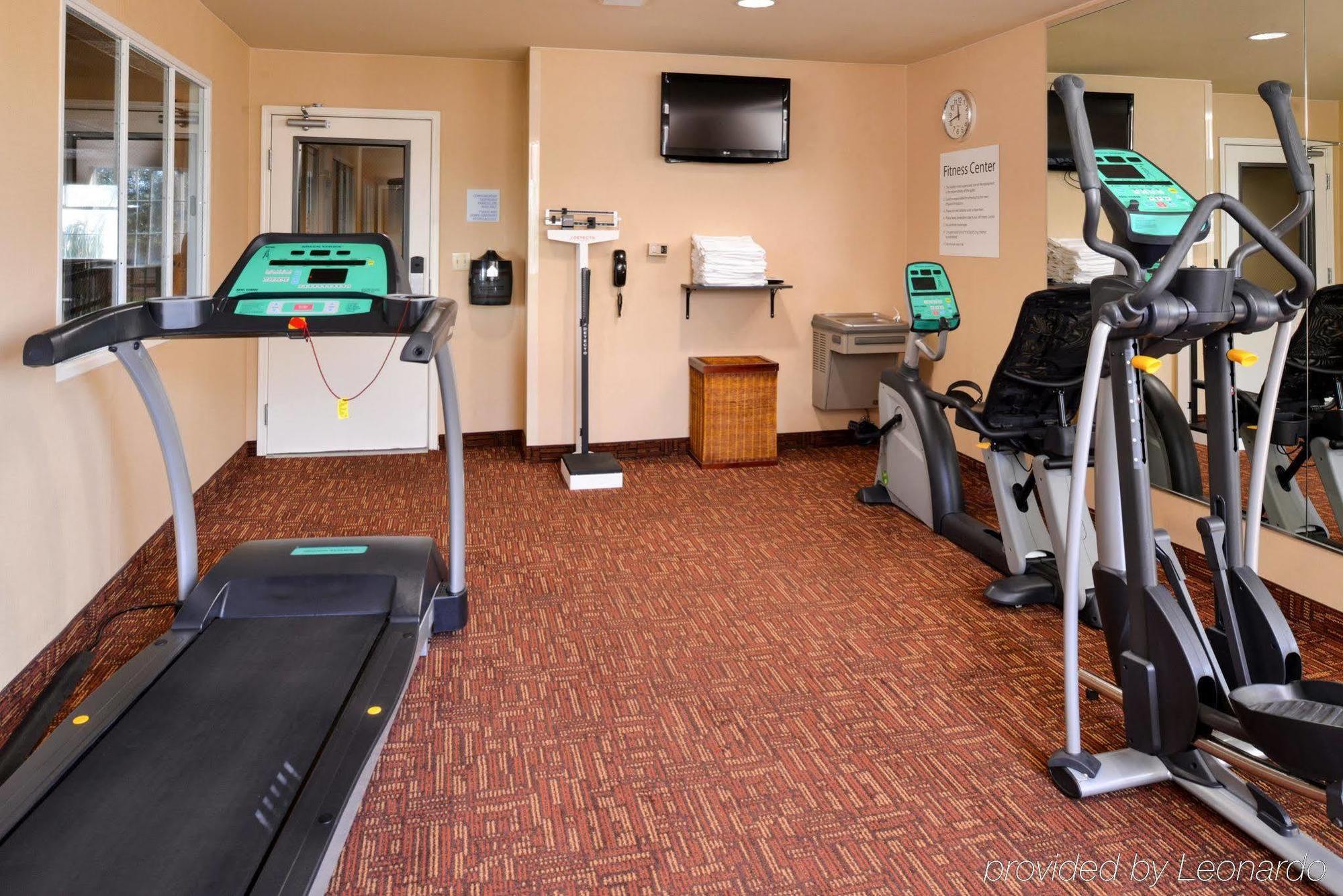 Holiday Inn Express & Suites Watsonville By Ihg Eksteriør billede