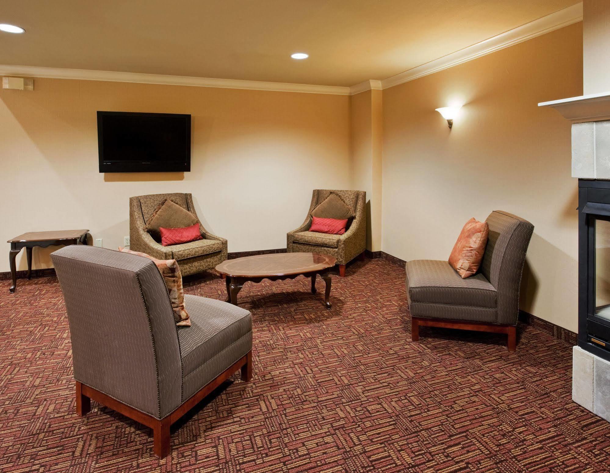 Holiday Inn Express & Suites Watsonville By Ihg Interiør billede